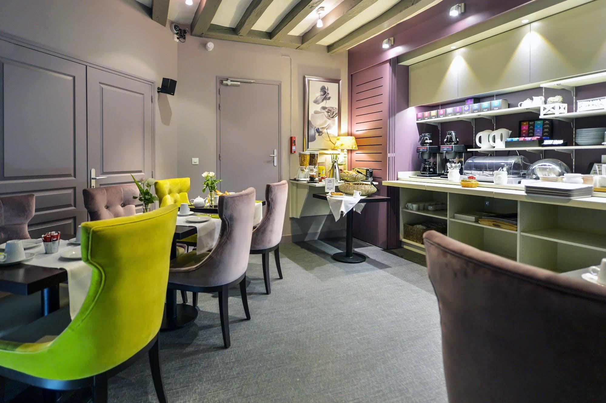 Cristal Hotel Restaurant - Logis Hotels Saumur Bagian luar foto